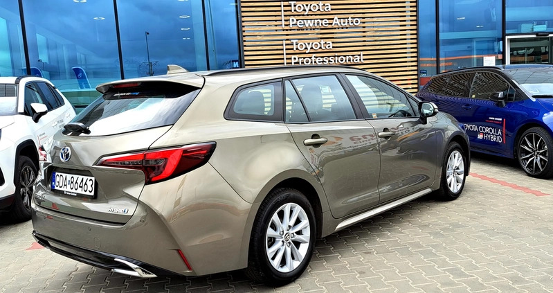 Toyota Corolla cena 135900 przebieg: 11900, rok produkcji 2023 z Ryglice małe 154